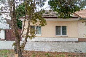 Rodinný dom s veľkým pozemkom na Istrijskej ulici - 1