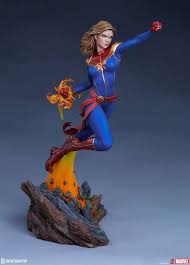 Predám sochu captain Marvel - 1