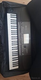 Korg Pa600 TOP STAV