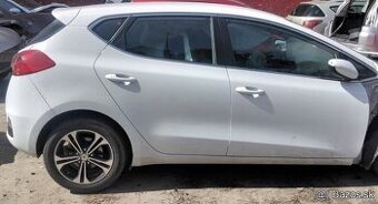 KIA CEED 2015 1.4 CRDI predám DVERE, MOTOR D4FC, 0445110587