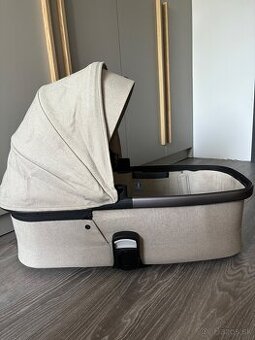 Vanička Joolz HUB+ Timeless Taupe