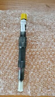 Vstrekovač Ford Mondeo 2.0 TDCi EJDR01001D