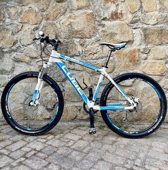 Cube Attention 26” M