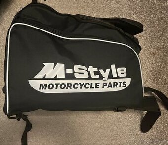 Batoh/taška na helmu