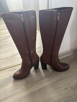 Damske kozene cizmy