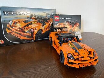 Lego Technic Chevrolet Corvette ZR1