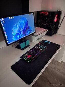 Herný pc + monitor