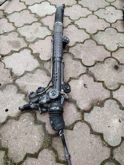 Posilovač riadenia Mercedes E W210