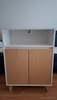 Skrinka do malej  kúpeľne