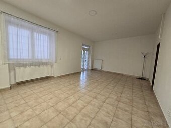 Ponúkam obchodné priestory,  možnosť prevádzky - 1