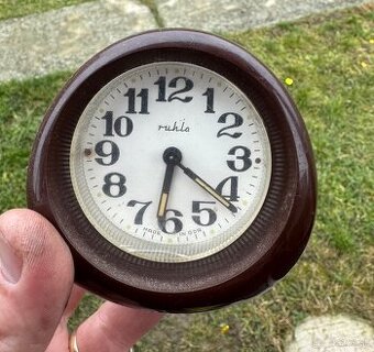 Retro hodiny ruhla