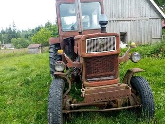 Kúpim traktor rumun