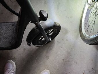 Elektrická kolobežka