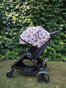 Predám ľahký a spratný športový kočík PETITE&MARS Street+Air