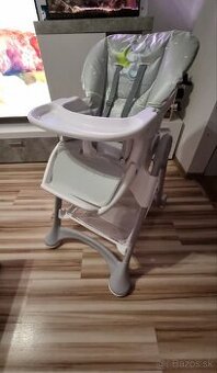 Detská jedálenská stolička polohovateľná