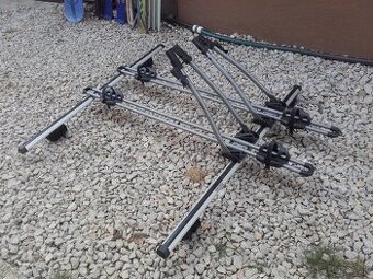 Strešne nosiče bicyklov Thule a priečnikmi