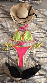 Dámske plavky nové veľkosť M zeleno ružové