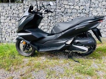 Honda pcx 125