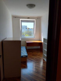 Bratislava - Petrzalka - Samostatna Izba - 230Eur/Mesiac