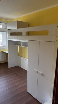 Detská zostava - poschodová posteľ so schodami, skrine, stôl