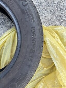 Predam letné pneumatiky Barum Bravuris 5 195/65/R15 T
