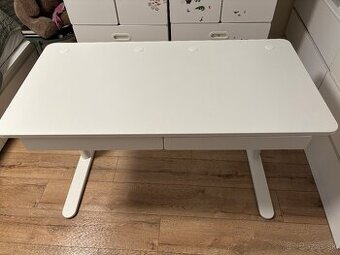 Písací stôl IKEA RELATERA