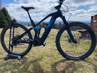 Cube Stereo Race 140