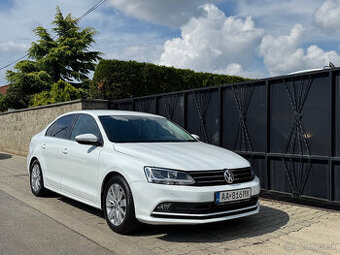 Volkswagen Jetta 2.0 TDI 150k Highline DSG
