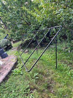 Stojan solarneho ohrevu