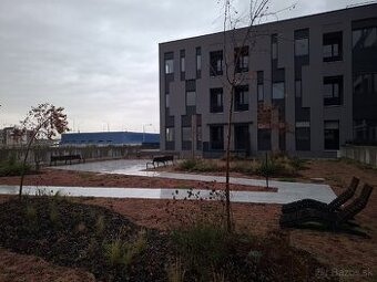 Na prenájom Apartmán Central point Humenné 67m2 - 1