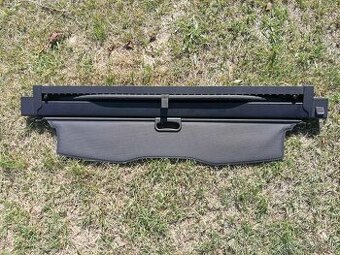 BMW F11 ROLETA, SIEŤKA BATOŽINOVÉHO PRIESTORU, ČIERNA