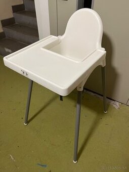 Detska jedalenska stolicka