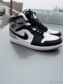 Nike Air Jordan 1
