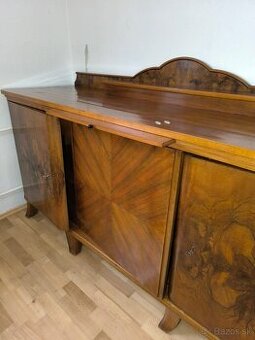 Príborník (komoda)