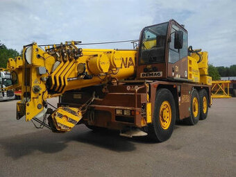 🏗️ Prenájom autožeriavu 40 t