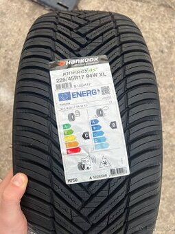 1 x celoročná guma hankook 225/45r17