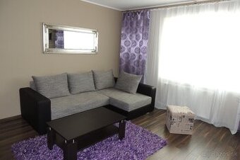 Prenájom - dvojizbový byt v Žiari nad Hronom