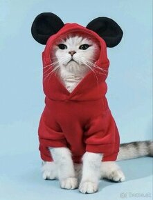 Oblečenie pre mačku/malého psíka červené s kapucňou
