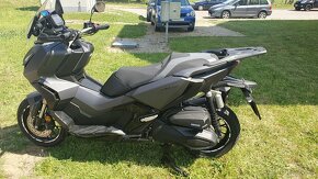 Honda ADV 350