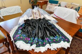 Trebatický kroj
