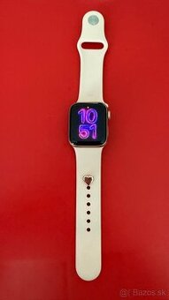 Apple Watch SE (1. generácia) 40 mm (A2351)