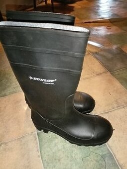 gumaky dunlop vel.44