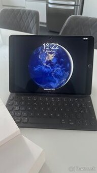 iPad Air 3 (2019) 256 GB Wi-Fi + Apple Smart Keyboard
