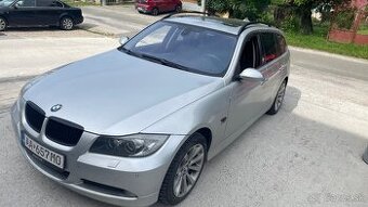 BMW e91 325 Xi