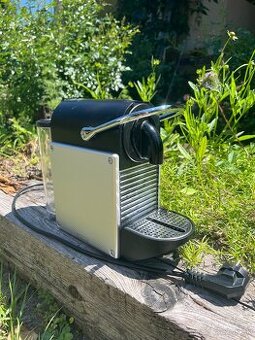 Kávovar Nespresso DeLonghi Pixie