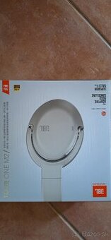 JBL TOUR ONE M2