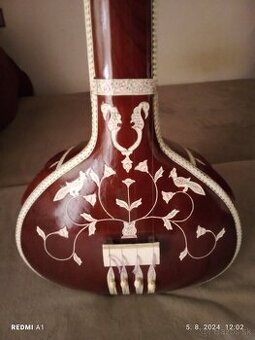 Tanpura