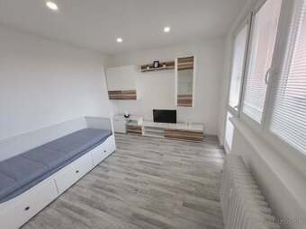 PRENÁJOM Štýlový 1i byt po kompletnej rekonštrukcii Považská