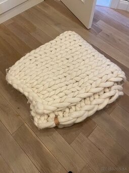 Biela merino deka Wooly