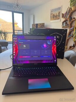 MSI Titan 18 HX A14VIG_TOP